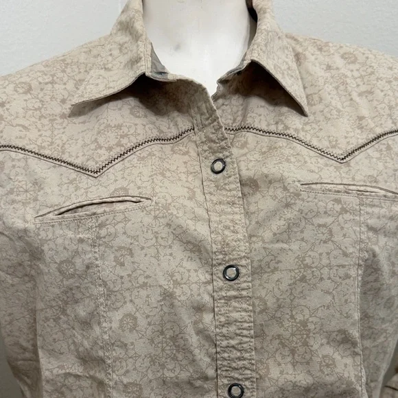 North Face women's western shirt features a pearl snap button-up design✨XL, - Picture 5 of 8